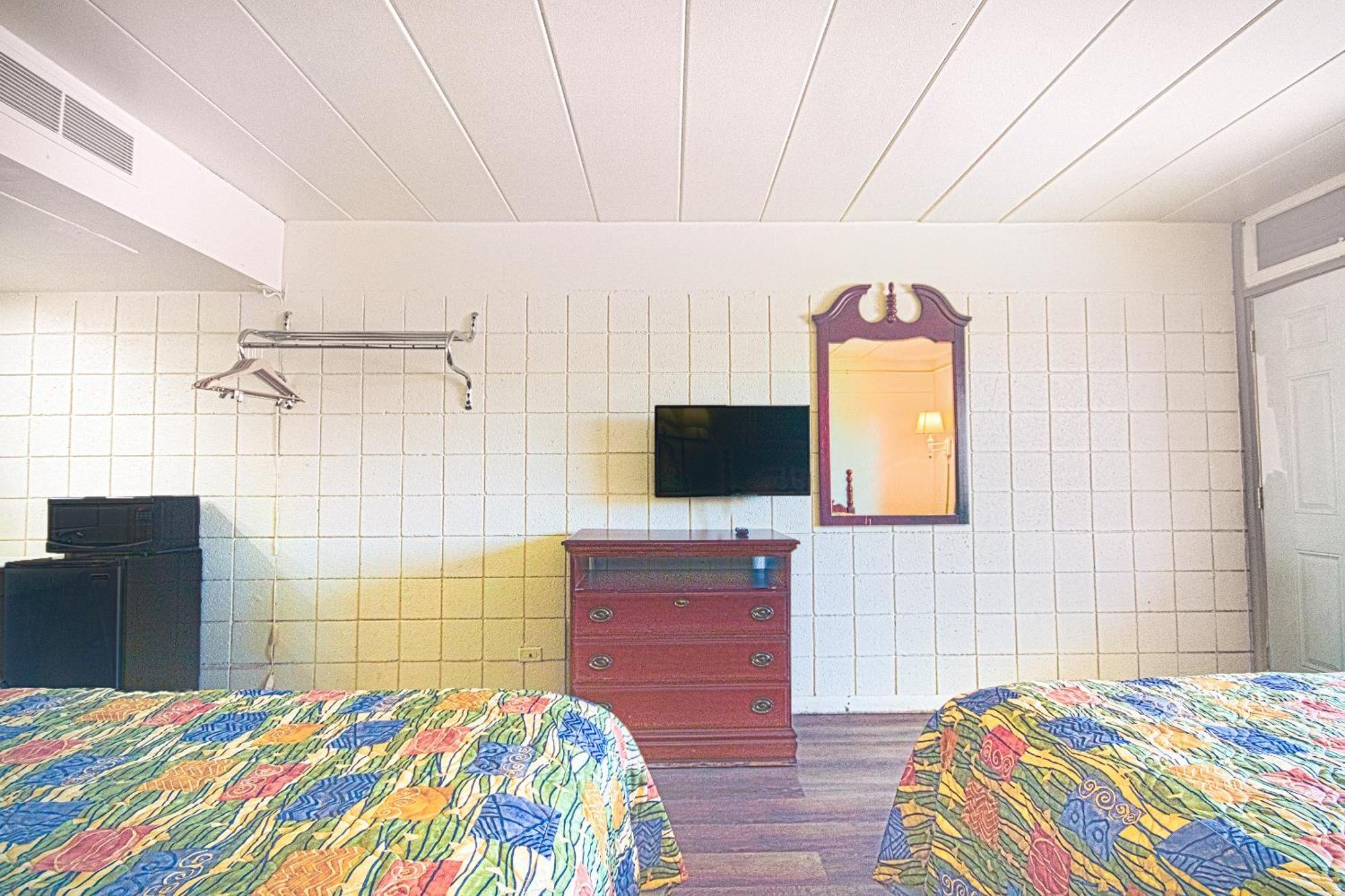 Centralia Motel Near Downtown By Oyo Exterior photo
