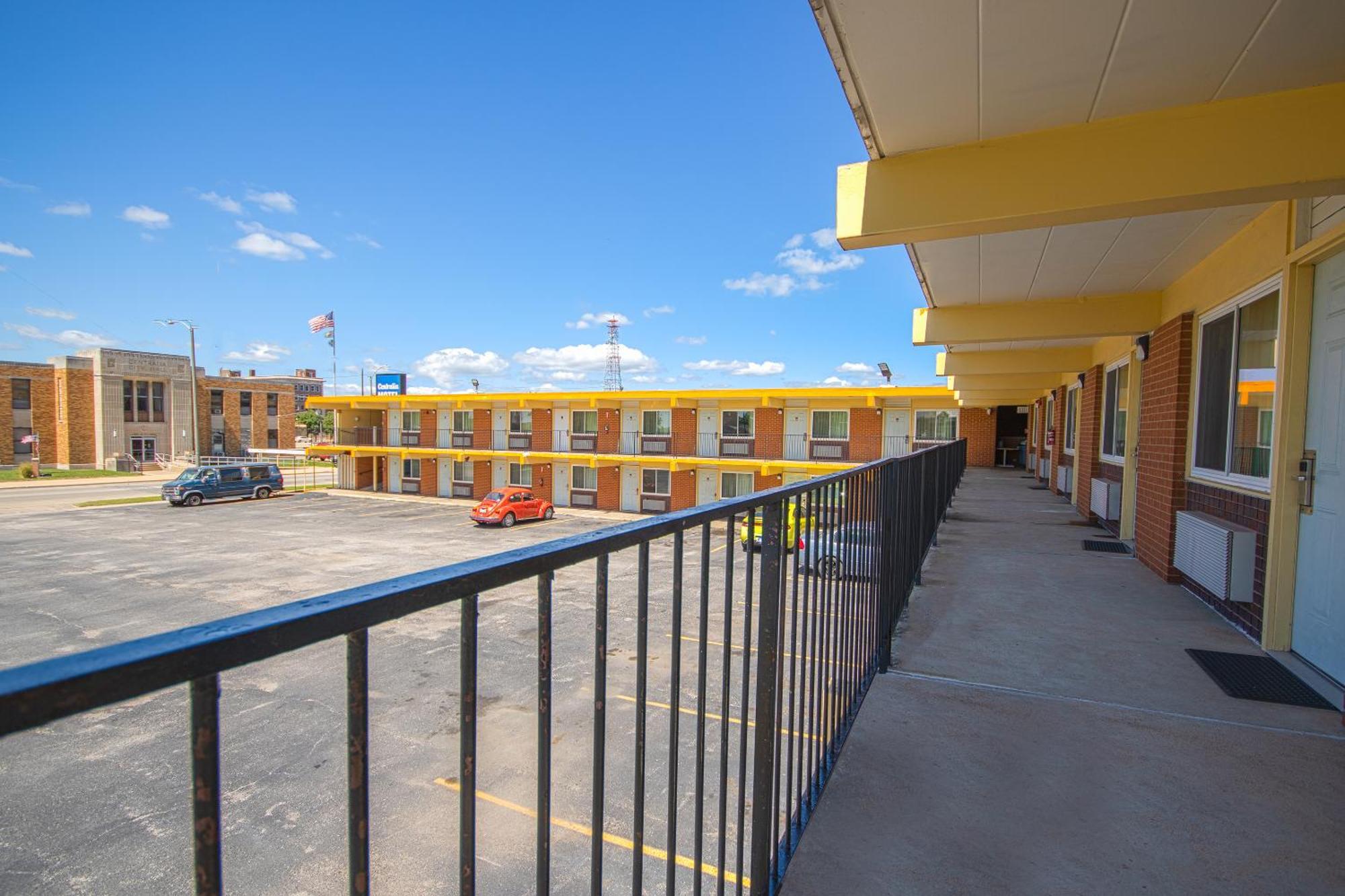 Centralia Motel Near Downtown By Oyo Exterior photo